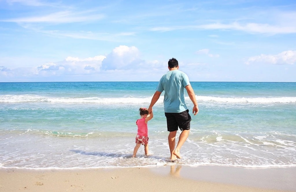 Lit au sol : à partir de quel âge est-il adapté à mon enfant ?